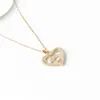Moda de mãos dadas MOM colares de cristal Forma de Coração de Amor Pingente Correntes De Prata De Ouro Para as mulheres Dia das Mães Jóias Presente