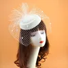 Chapeaux de mariage vintage Redblackwhite Church Femmes Coiffure de mariage Pin de mariage chapeau formel avec voile Birdcage Kentucky Veil Hat2261517