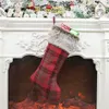 Hot Christmas Strumpor Burlap med stor plaid Snowflake och Plush Faux Fur Cuff Stockings för familjesemester Xmas Party Decorations