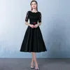 Robes de demoiselle d'honneur courtes en satin de dentelle avec demi-manches 2019 robe de soirée longueur genou marine noir Champagne7141492