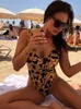 Золотая печать Новая женская дизайнер 2 купальника пляж -пляж сексуальный бикини для бикини набор классического рисунка купальники 2400870