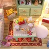 Yaratıcı El Yapımı Minyatür Bebek Evi DIY Ahşap Mini Mobilya Toz Kapak Dollhouse Model Yapı Seti Ile DIY Ahşap Montaj Bebekler Evi