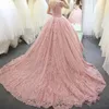 2020 Luxury Pink Ball Gown Quinceanera Dresses Sheer Neck Sleeveless Lace Applicques Pärlor Sweet 16 Puffy Party Party PROM Evenin2075950