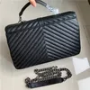 Klassische Jumbo X Large 32CM V-Form mit Kettenschultertasche Handtasche Frauen-Hand Big Messenger Bag Umhängetasche Handtasche Einkaufs Totes