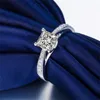 Princess Cut 1 C Diamondt CZ anéis para mulheres 100 sólidos 925 Sterling Silver noivado anel de casamento jóias de moda inteira xr02186047298397