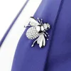 New Arrival Creative Cute Broszki do Sukienki Hurtownie Western Style Bee Brooch Rhinestone Broszka Spersonalizowane Custom