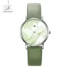 Shengke New Women Watches 창의적인 잎 다이얼 다이얼 밝은 가죽 스트랩 쿼츠 시계 패션 패션 Casul Ladies Wristwatch Montre Femme3449549