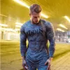 Nowy projekt Męskie koszulki z literami Drukowane dorywczo siłownie Fitness Trening Długie Rękawy Tees Summer Male Tops Odzież