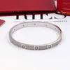 Bracciale Diamond Full Diamond di lusso da donna da donna coppia braccialetti braccialetti a vite di moda per amante con sacca di velluto