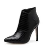 シックな黒い尖ったつま先のスティレットヒールレディースブーツ冬の女性デザイナーアンクルブーツサイズ35から40