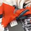 WholeBrand Design 100 Twill Silk Scarf Orange Color Fashion Women039S Summer Print Lettes Mönster Square Scarves Storlek 1304488741