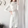 Casual Dresses Fall Winter Women Plus Size Långärmad Tweed Dress Kvinna Slim med Bälte Midi Elegant Bowknot Office