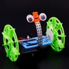 Technologische kleinschalige uitvinding van kinderdiy handmatige wetenschappelijk experiment speelgoed tweewielbalancing auto robot science