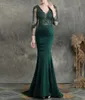 Mooie zeemeermin lange mouwen avondjurk sexy zeemeermin prom jurk sheer met applique kralen lange prom jurk donkergroen / zwart