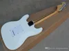 حار بيع جسم أبيض غيتار كهربائي مع بيضاء pickguard و maple freet وتقديم مخصصة