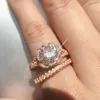 Anéis de ouro rosa da moda para mulheres, conjunto de anel duplo fino, anel de noivado, zircônia, par de anéis de casamento para mulheres, joias, presente a0244210d