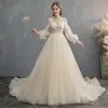 Träumende Boho Juliet Langarm-Prinzessin-Hochzeitskleider 2020, nackte Stickerei, plissiert, drapiert, Berta-Hochzeitskleid, Brautkleider für den Empfang