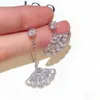 Super scintillant nouveau designer à la mode mode asymétrie luxe mignon vintage forme d'éventail diamant zircon pendentif boucles d'oreilles pour femme filles