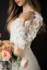 2020 A-line Mangas largas Vestidos de novia modestos Escote redondo Corsé Volver Flores 3D Perlas Encaje con cuentas Vestidos de novia modernos LDS por encargo