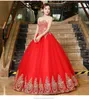 2019 Mode Rouge Appliques Dentelle Robe De Bal Quinceanera Robes À Lacets Plus La Taille Douce 16 Robes Débutante 15 Ans Robe De Soirée Formelle BQ159