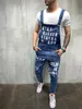 Neue Männerlätzchenhose Feste Farben Overalls Jeans Buchstaben gedruckt dünne Schlank