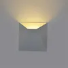 Люка светодиодная декорация современная простая творческая стена света света Светающая спальня комбинированная северная лампа живущая комната коридор отель настенный светильник