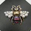 Women Vintage Bee Brooch Pearl Rhinestone Insect Bee Brooch Suit Lapel Pin for Gift Party Fashion Jewelry Accessories