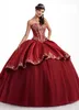 Royal Blue Burgundy Quinceanera 드레스 골드 자수 구슬 소인 새틴 볼 가운 무도회 층 파티 달콤한 16 dres3182262