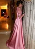 Elegante roze lange prom jurken met kant lange mouwen juweel illusie vloer lengte avondjurken ontwerper speciale gelegenheid prom dresses 2019