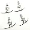 Partihandel Parti 100pcs Ski Kids Antika Silver Charms Pendants Smycken Resultat DIY för halsband Armband 23 * 26mm DH0810