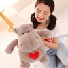 Kawaii Soft Love Heart Hippo Plush Doll Big Relling Cartoon Hippos Baby Toy Doll para niños Decoración de regalos 20 pulgadas 50 cm DY506174837853