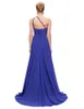 Billiga Royal Blue Sexy One Shoulder Chiffon Brudtärna Klänningar Lång Pläterad Beaded Formal Aftonklänningar Bröllop Gästklänningar Maids of Honor