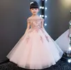 pageantのための女の子のドレス