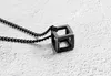 Collana pendente in titanio con scatola quadrata 3d geometrica cava vintage di design di lusso all'ingrosso-moda per uomo donna