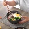 Handgjorda japanska donburi skålar stor 35 oz keramiska ramen nudlar serverande servis för udon pasta soppa sandblästrad snöflinga fläckig vit metall svart