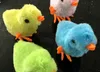 Jouet de chaîne pour enfants de poulet en peluche à remonter Poulet de saut à remonter Poulet de simulation de mini-jouet nostalgique classique (Ramdom Color)