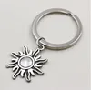 20 stks / partij Sleutelhanger Sleutelhanger Sieraden Verzilverd Sun Charms Hanger Key Accessoires