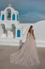 2020 Champagne Bröllopsklänningar Plus Storlek Halter Lace Appliques Beaded High Split Vestido de Noiva A Line Beach Wedding Bridal Grows