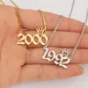 10st Bulk Year Chines Halsband Kvinnor Män Gift Old English Number Charm Halsband Stainless Steel Smycken Gold Silver Choker