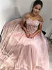 Impressionante Ombro Quinceanera Vestidos com Applique Rosa Bola de Tule Renda A-Linha Plus Size Girl Prom Festa Dress Vestidos Formal Feito Personalizado