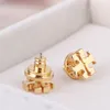 Moda New Arrival Brand Name Hollow Okrągły Geometria Stud Kolczyk w 1.0 cm Kobiety Prezent Ślubny Biżuteria Prezent PS6635A