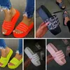 2020 Women Shoes Leopard High-Heel Flat Non-Slip Beach Slipper Waterproof Platform Hållbara sandaler Utomhus Summer Beach Flip Flop