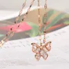 Frauen höhlen Claviclekette Schmetterlings-Halskette Rose Gold Charm Halskette Schmuck Zirkonia für Geburtstags-Party
