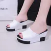 2019 Été En Pente Épais Fond Poisson Toe Femme Pantoufles Élégantes 9 CM Sandales À Talons Hauts Wedge Plate-Forme Pantoufles Femmes En Plein Air Chaussures Confortables