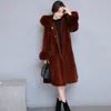 2018新しい冬のカシミヤの毛皮のコート女性暖かいロングジャケットの毛皮フード付き