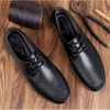 Mens Couro Genuíno Rodada Toe Sapatos Homem Clássico Oxfords Sapatos de Vestido de Negócios Gents Terno Sapatos De Couro