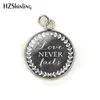 2019 New Love Never Fails 1 Cor.13 Trust Speranze Charms in acciaio inossidabile Pendenti in vetro Gioielli