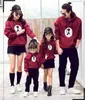 Nova chegada Família Combinando Roupas Suéter grosso cor da moda Confortável