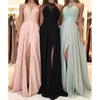 네이비 블루 우아한 고삐 쉬폰 긴 신부 들러리 드레스 레이스 아플리케 스플릿 웨딩 게스트 드레스 하녀 명예 드레스