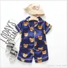 2019 New Summer Enfants Pyjamas Ensembles Garçons Filles Dessin animé Bear Home Porter Enfants Two-Morceau Set Costume à manches courtes Vêtements de maison